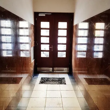 Appartement Stylish A Few Steps From Metro Praag